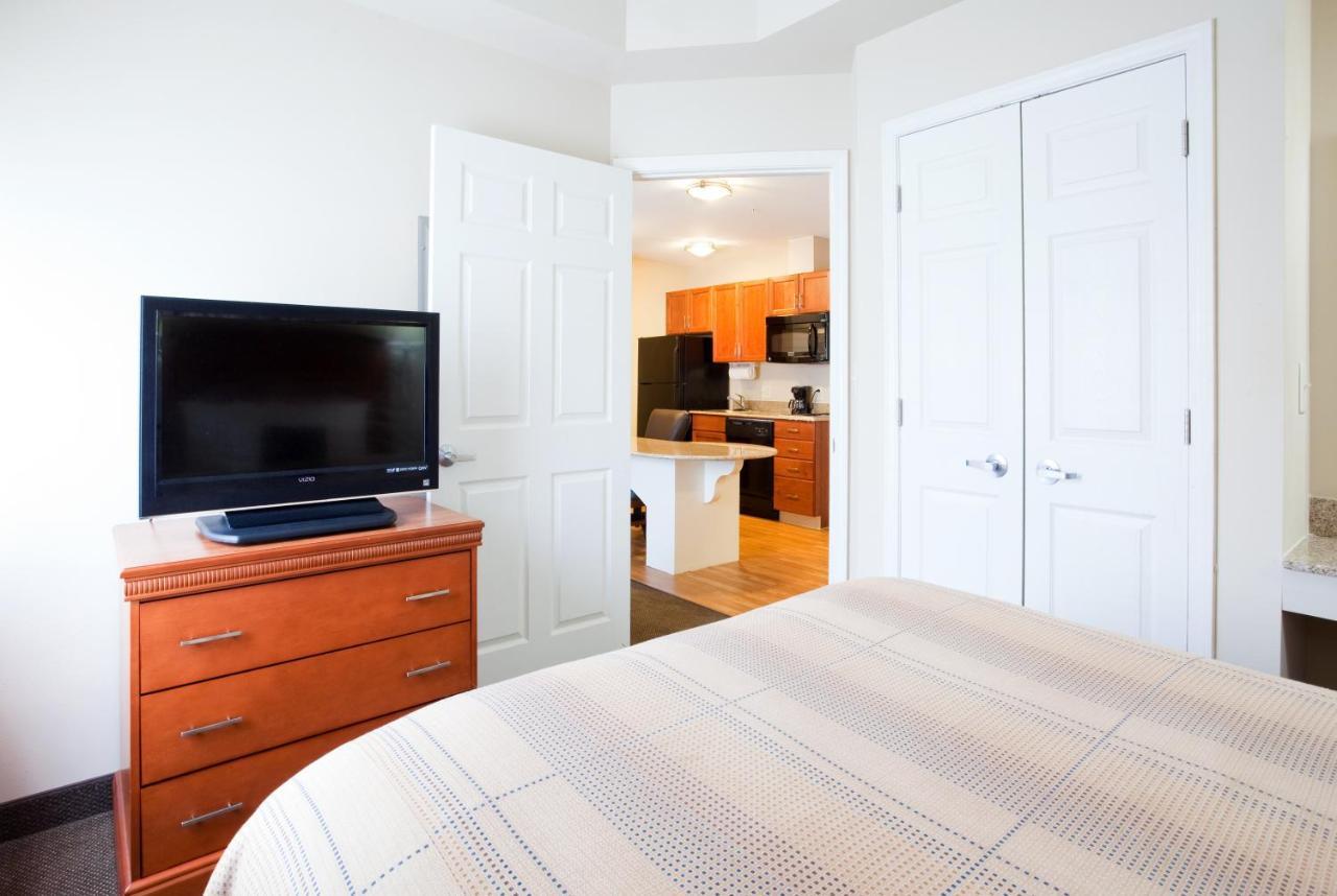 Candlewood Suites Jacksonville By Ihg Exterior photo